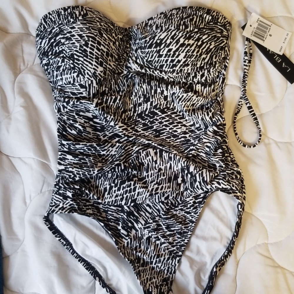 La Blanca Black and white strapless/halter one pc